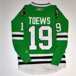 Jonathan Toews Chicago Blackhawks Jersey